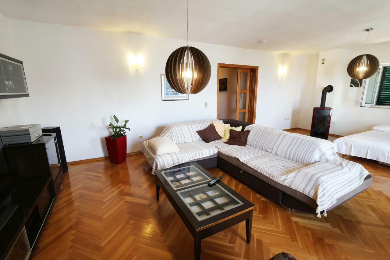 Hotel House Lipo Makarska Exterior foto