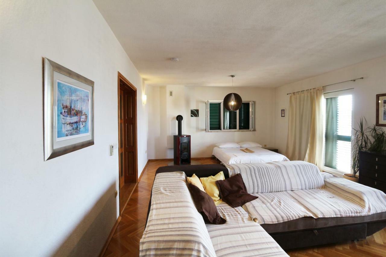 Hotel House Lipo Makarska Exterior foto
