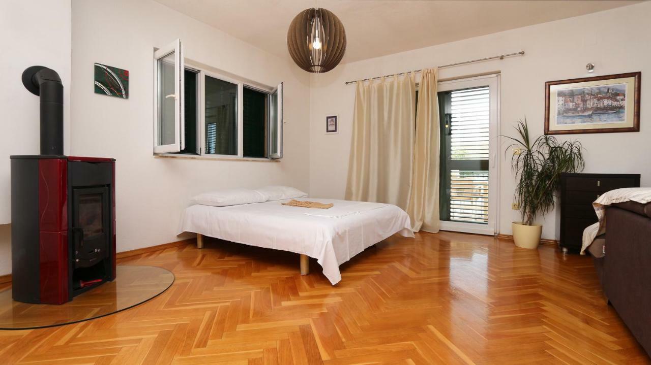 Hotel House Lipo Makarska Exterior foto
