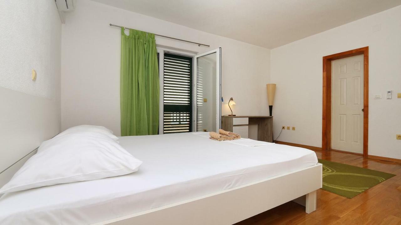 Hotel House Lipo Makarska Exterior foto